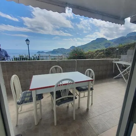 Casa Vacanze Seby דירה *