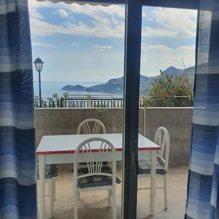 Casa Vacanze Seby דירה